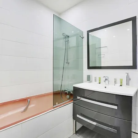 شقة Charming Apartment-1br - 4p- Canal Saint-martin *