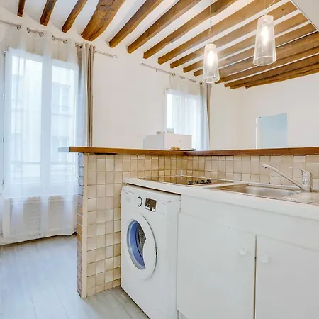 Charming Apartment-1br - 4p- Canal Saint-martin شقة باريس