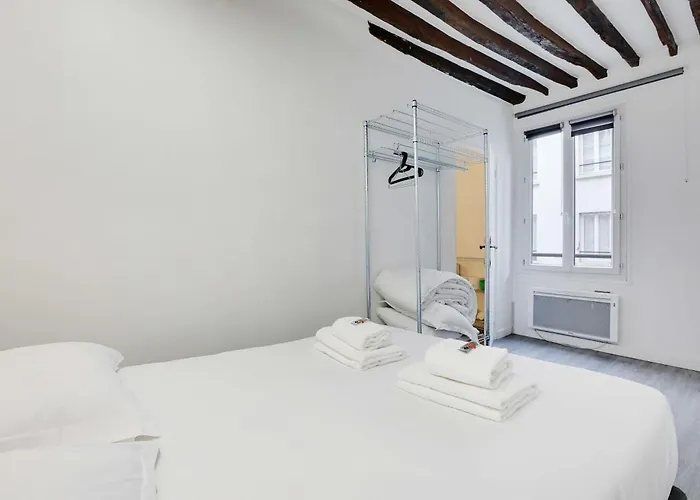 Charming Apartment-1br - 4p- Canal Saint-martin Apartmán *